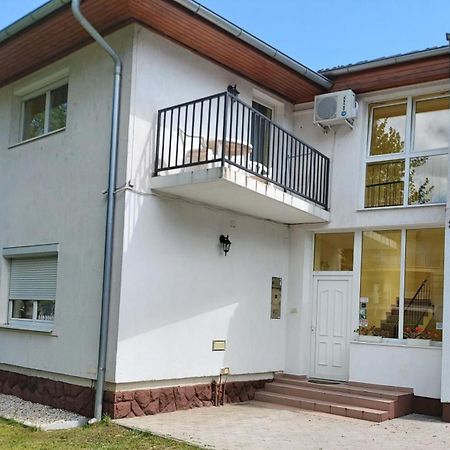 Ilona Apartmanhaz Siófok Exterior foto