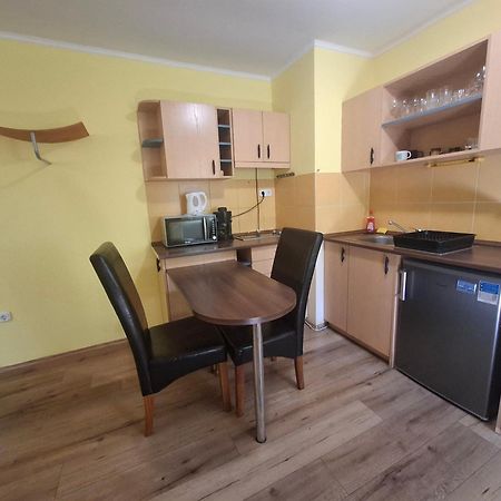 Ilona Apartmanhaz Siófok Exterior foto