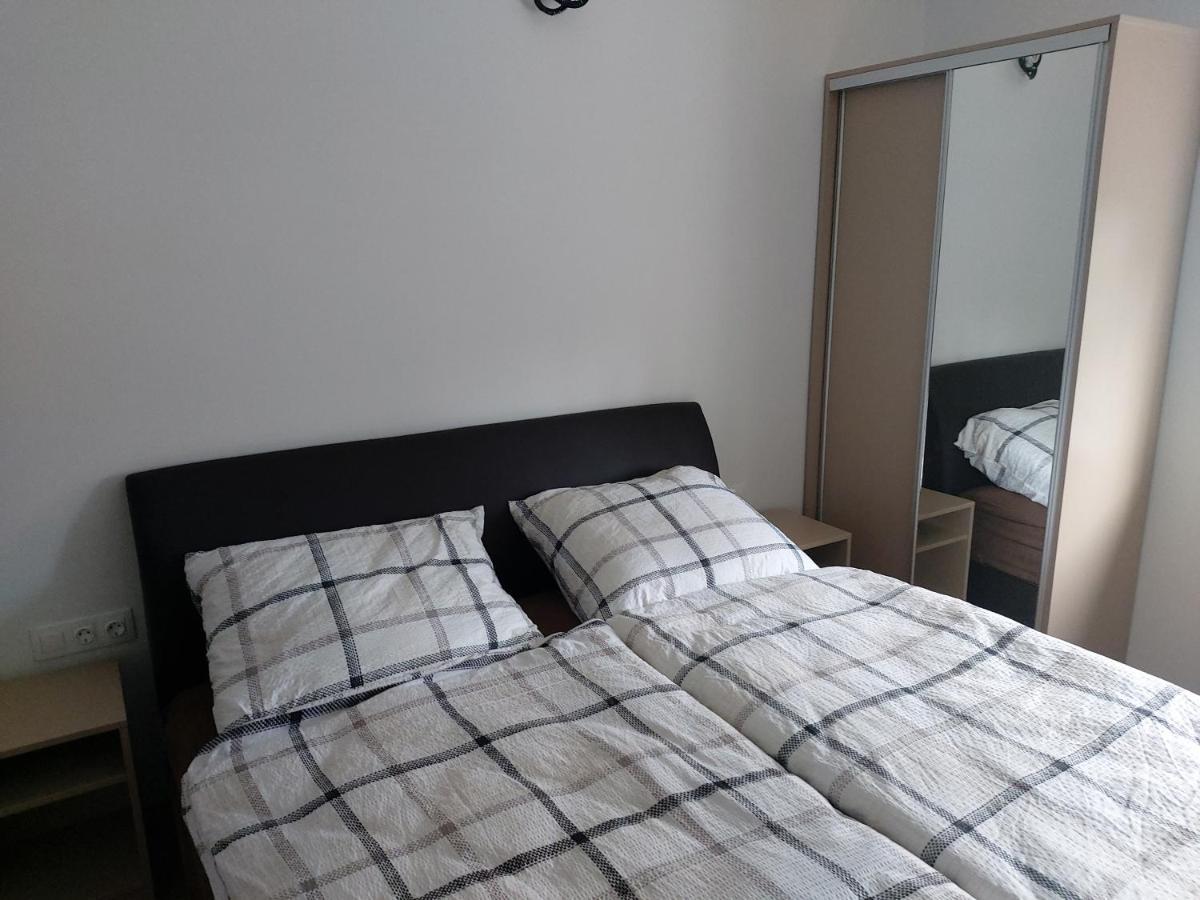 Ilona Apartmanhaz Siófok Exterior foto