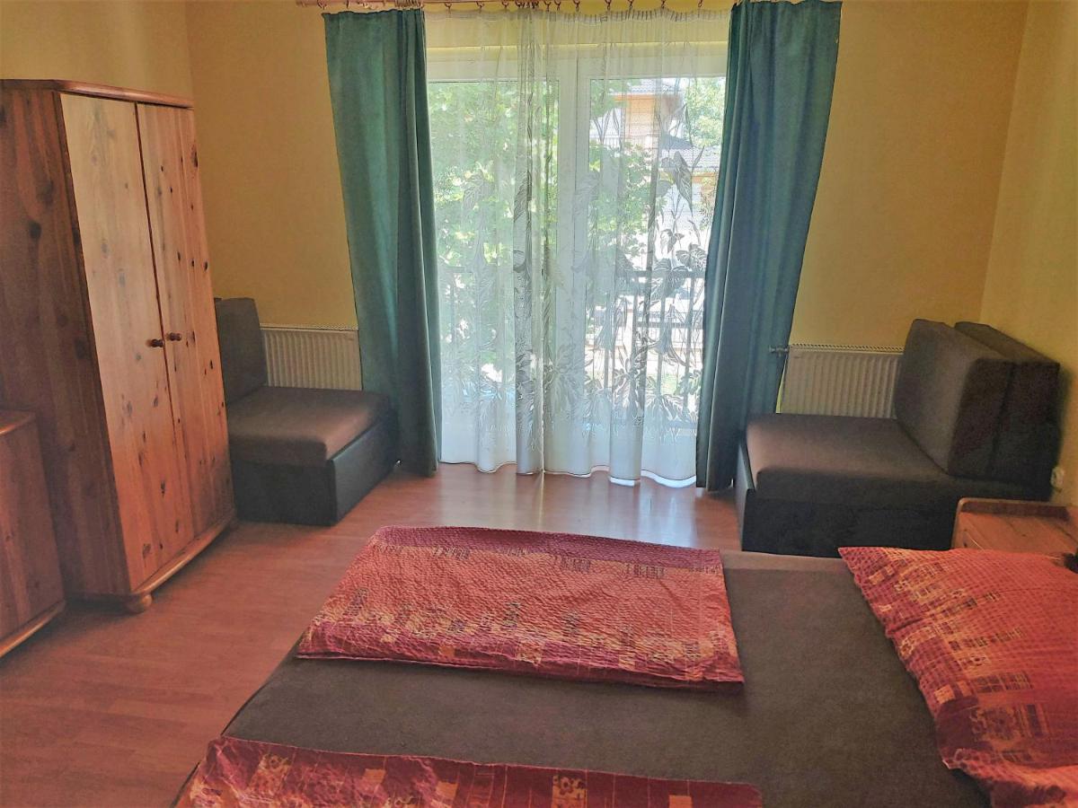 Ilona Apartmanhaz Siófok Exterior foto