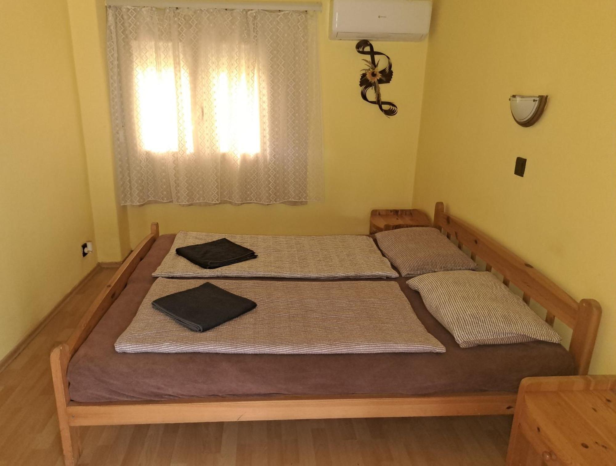 Ilona Apartmanhaz Siófok Exterior foto