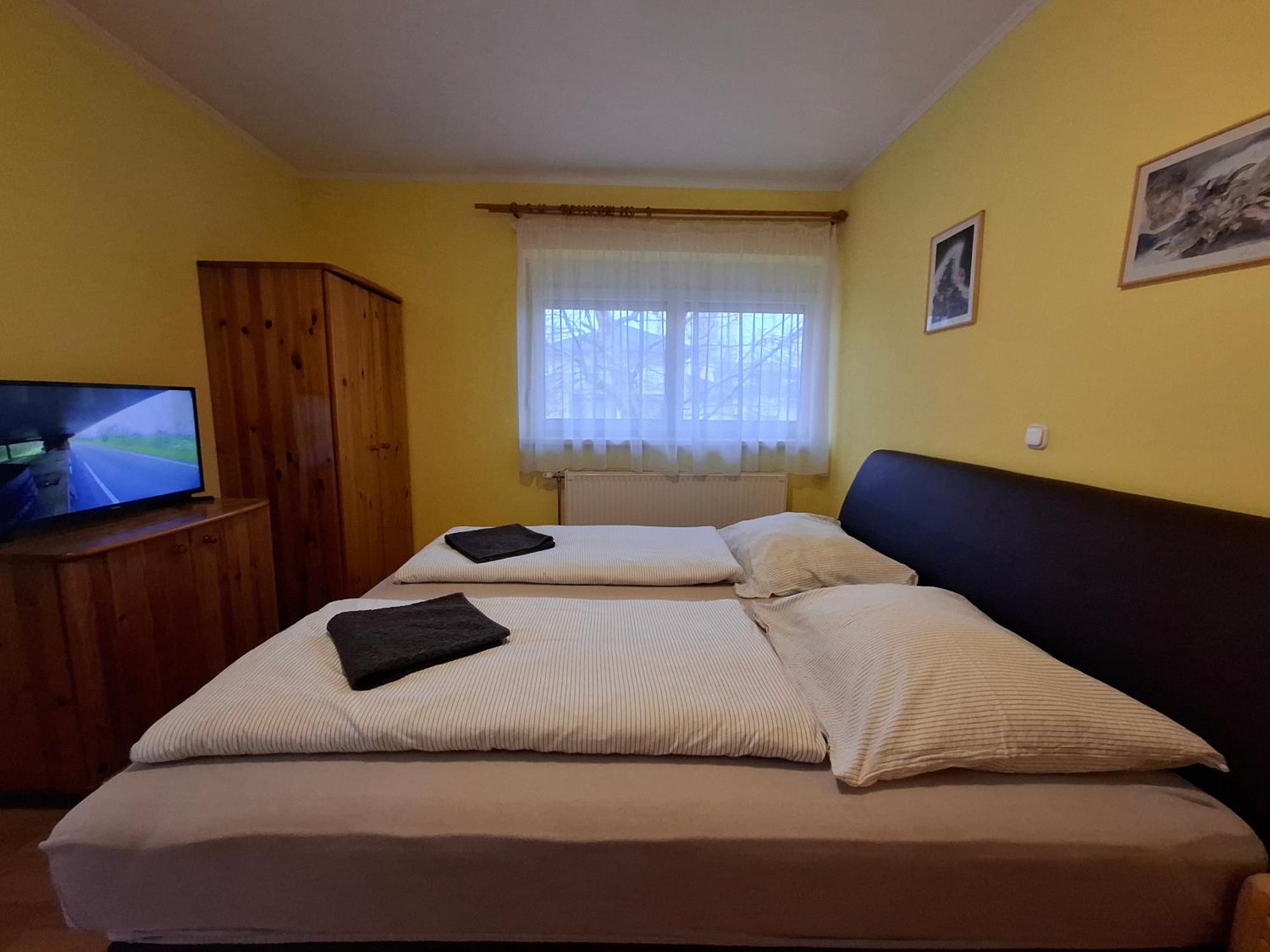 Ilona Apartmanhaz Siófok Exterior foto