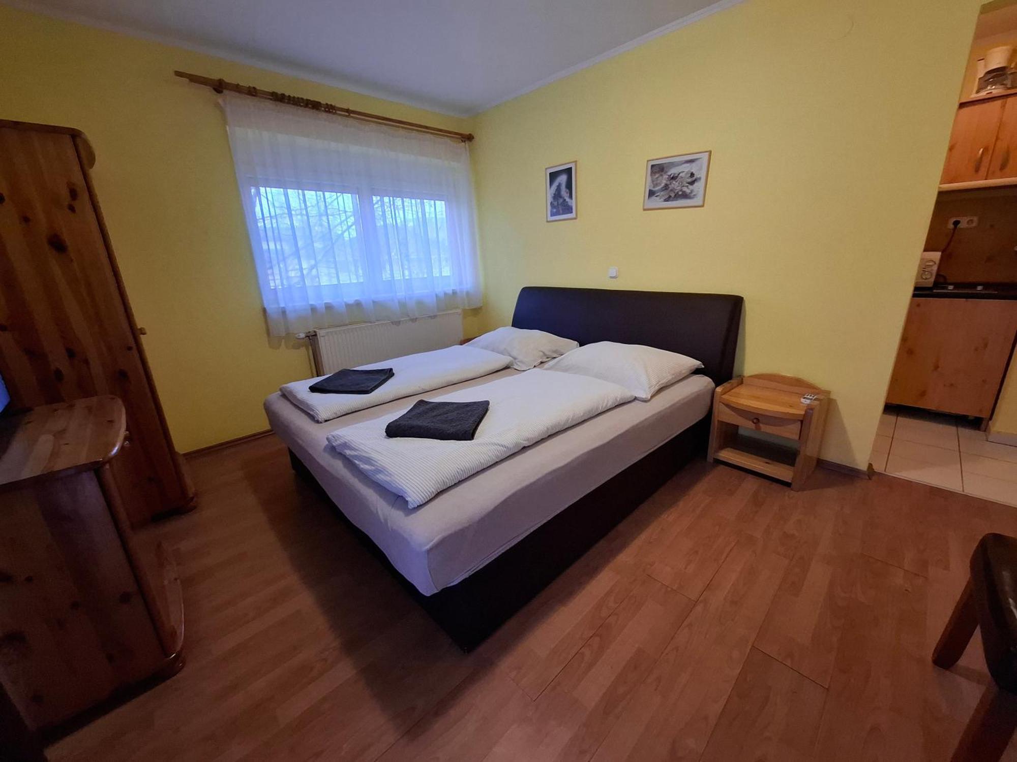 Ilona Apartmanhaz Siófok Exterior foto