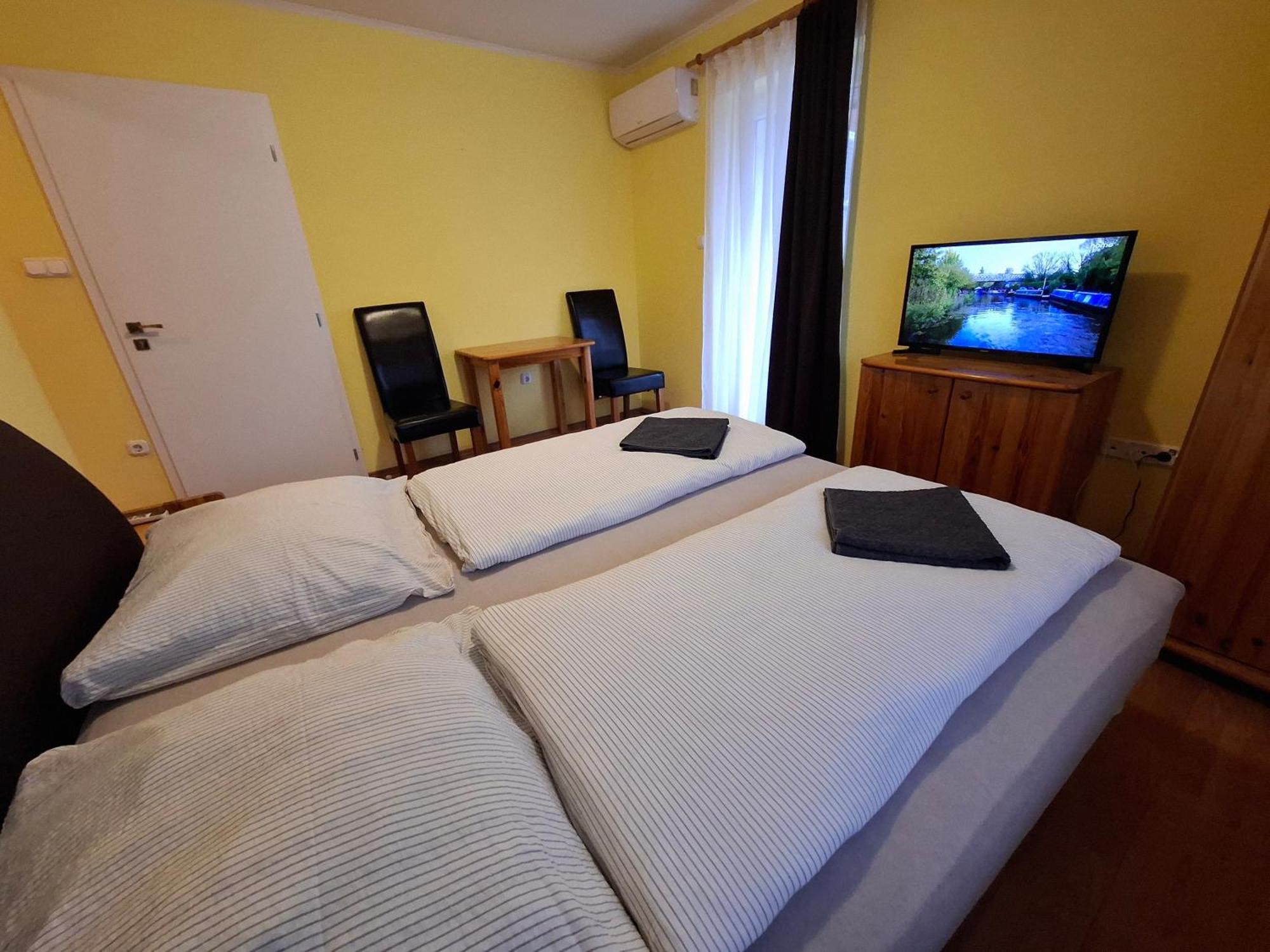 Ilona Apartmanhaz Siófok Exterior foto