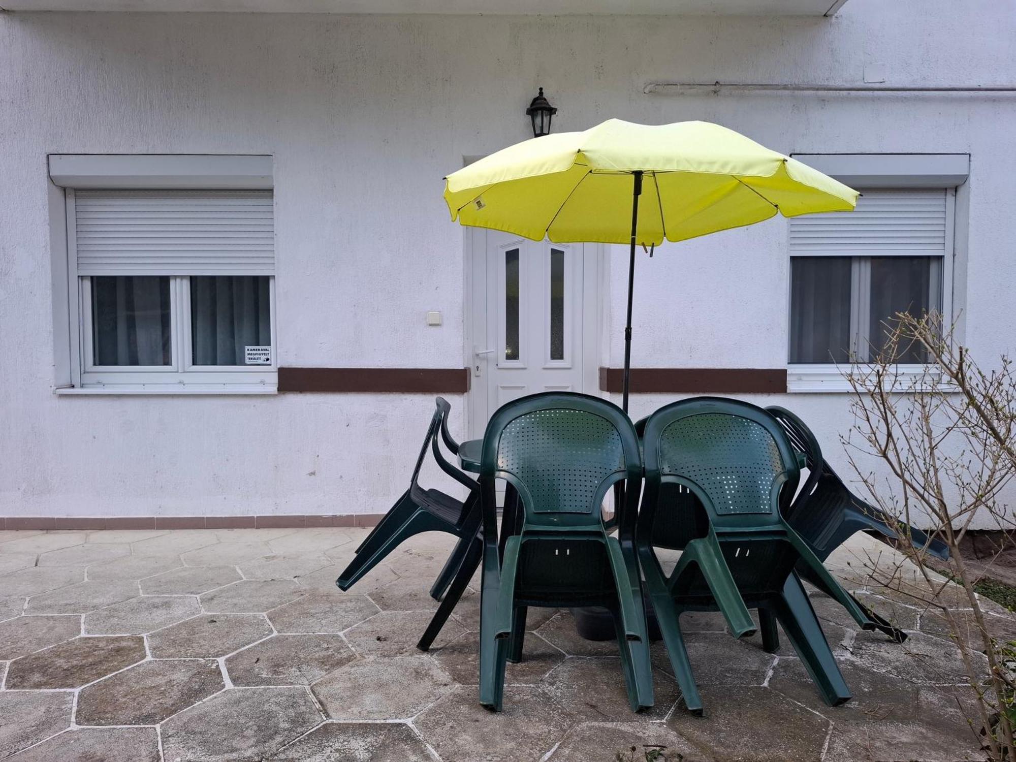 Ilona Apartmanhaz Siófok Exterior foto