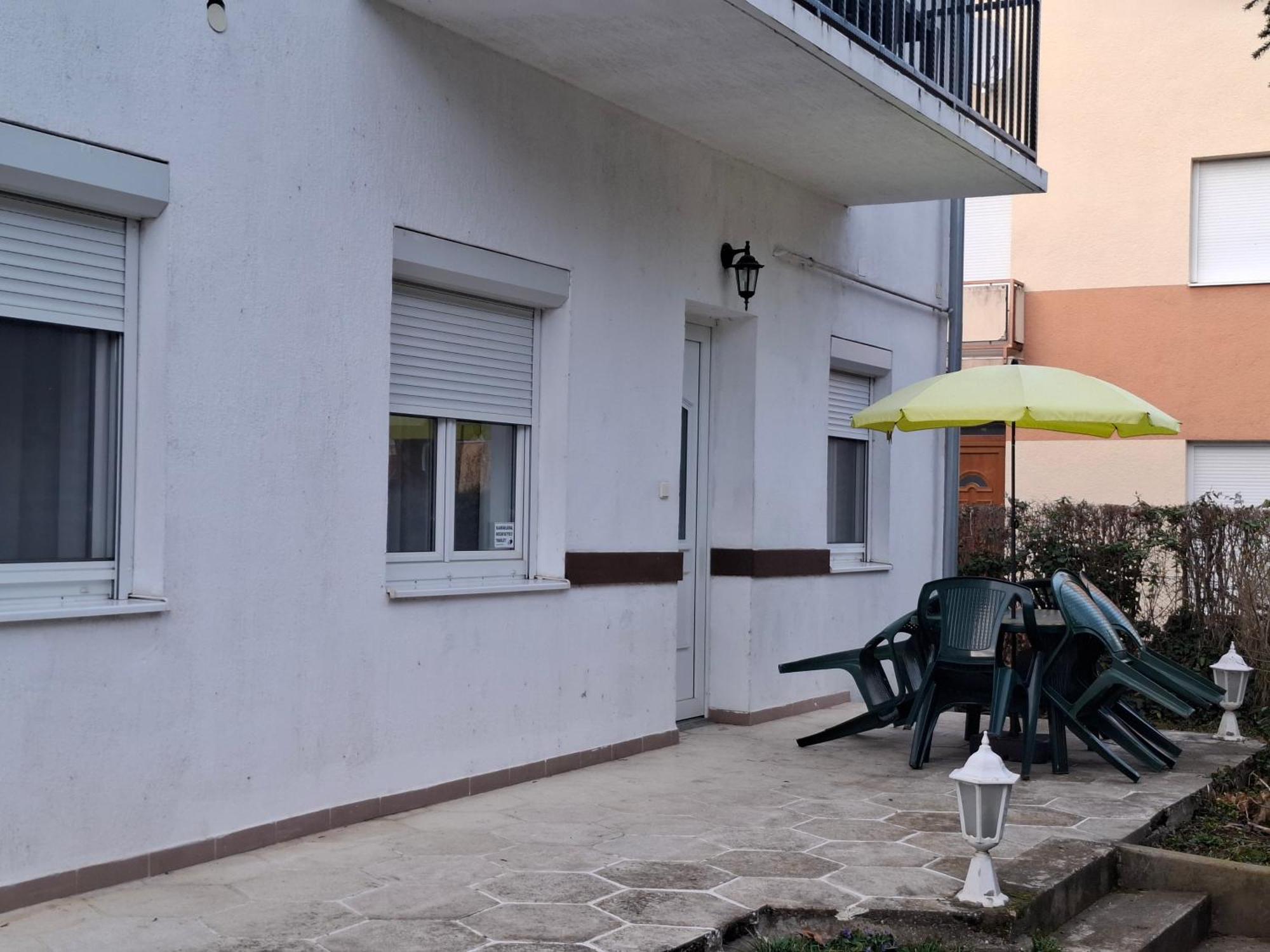 Ilona Apartmanhaz Siófok Exterior foto