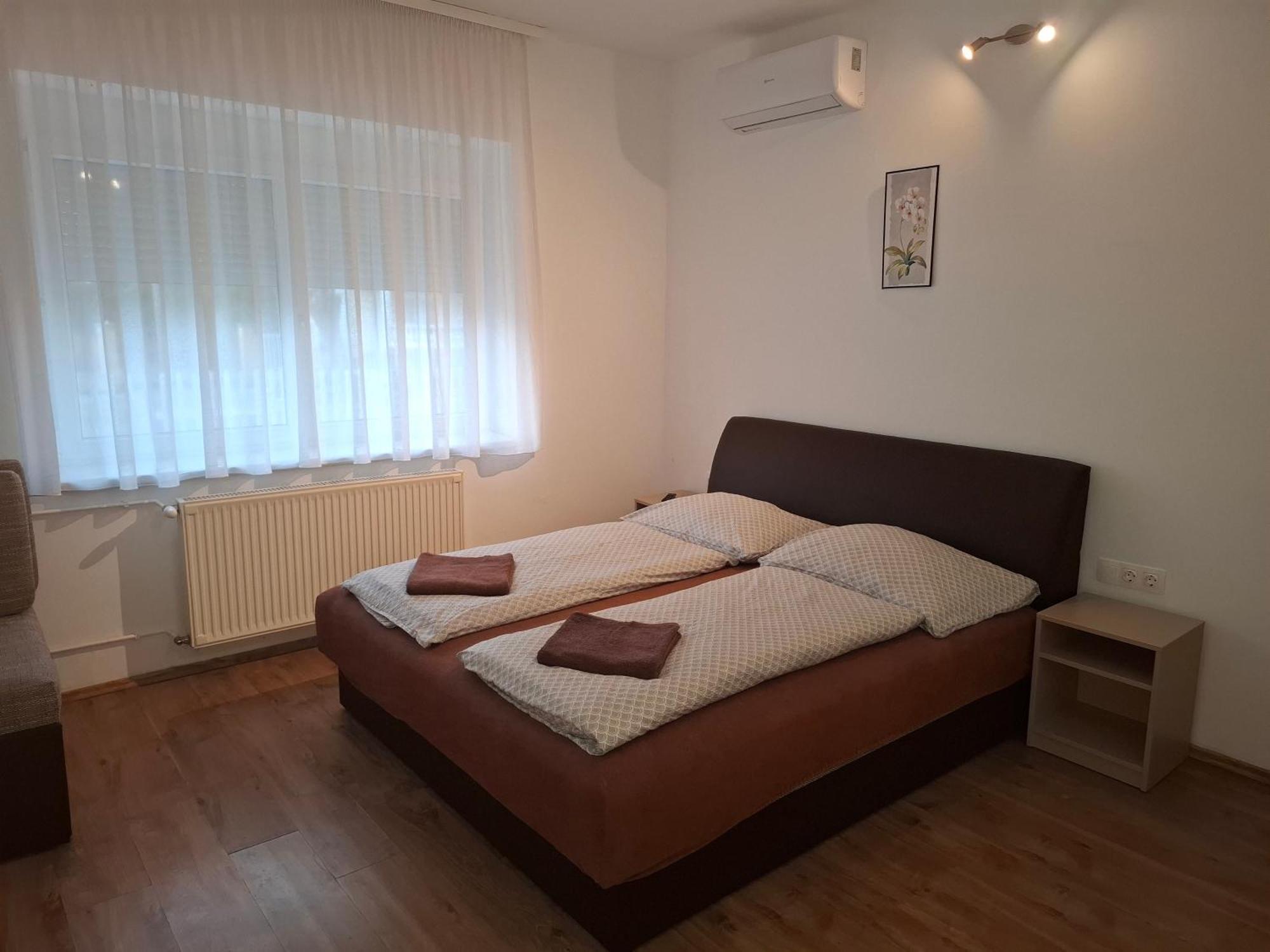 Ilona Apartmanhaz Siófok Exterior foto