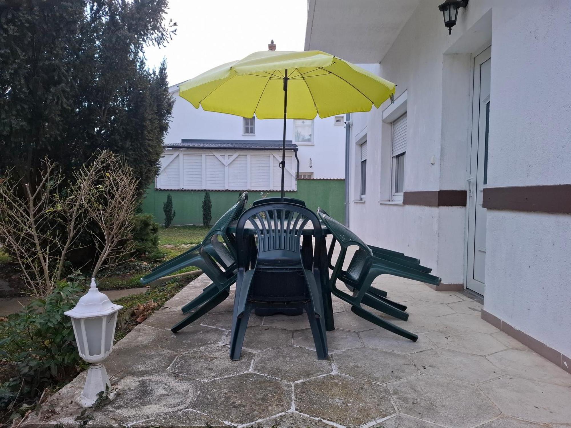 Ilona Apartmanhaz Siófok Exterior foto