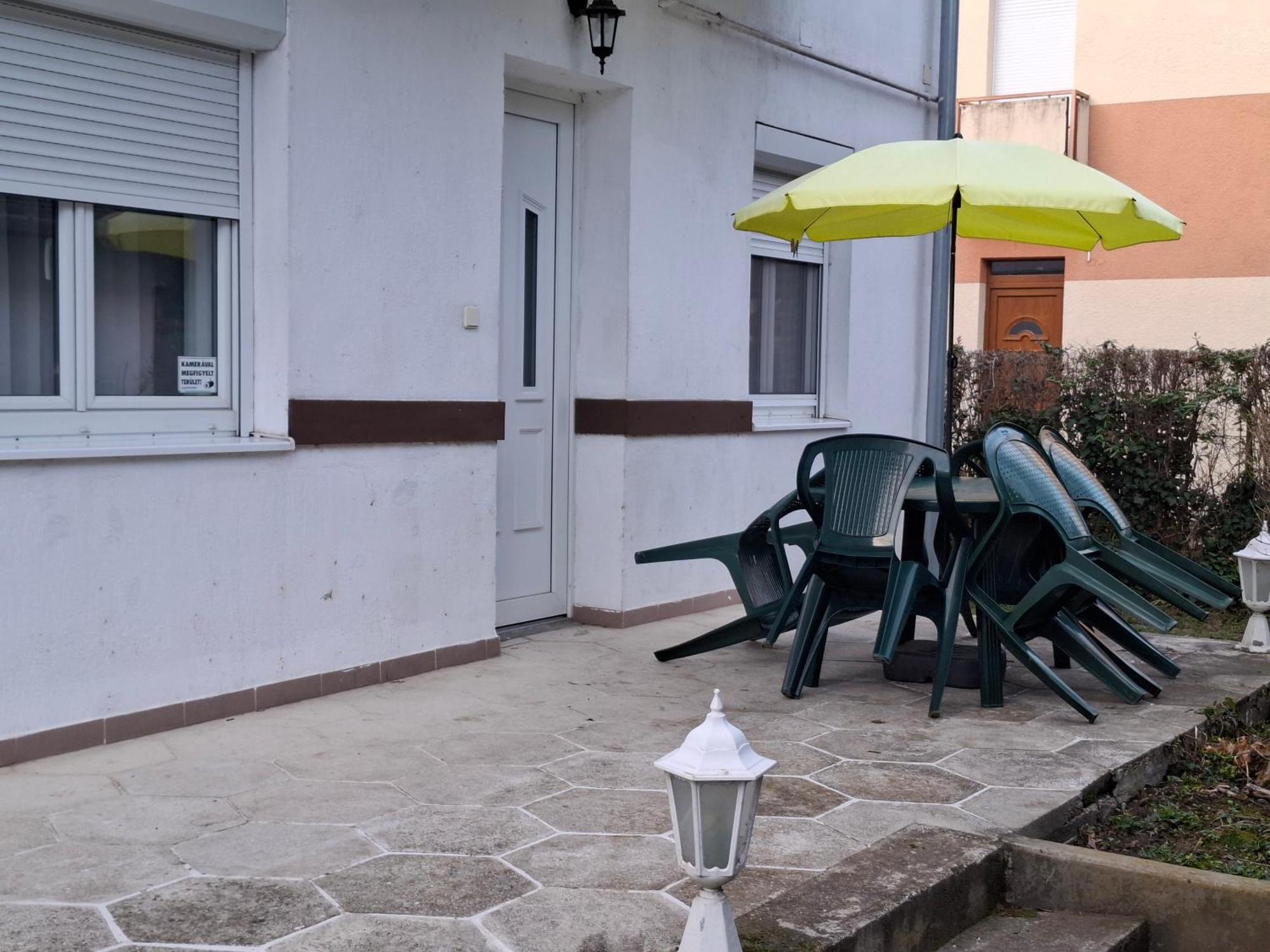 Ilona Apartmanhaz Siófok Exterior foto